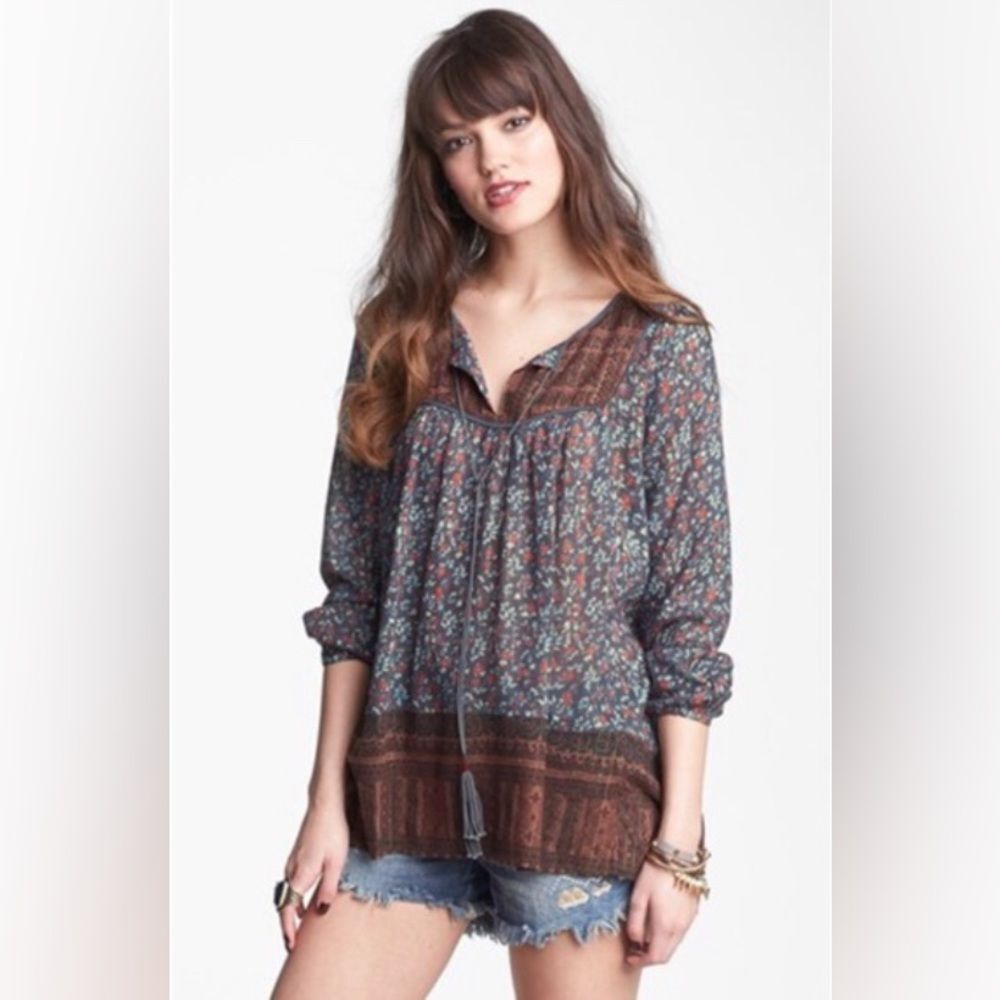 Free People floral print and metallic thread peasant boho tunic top size small